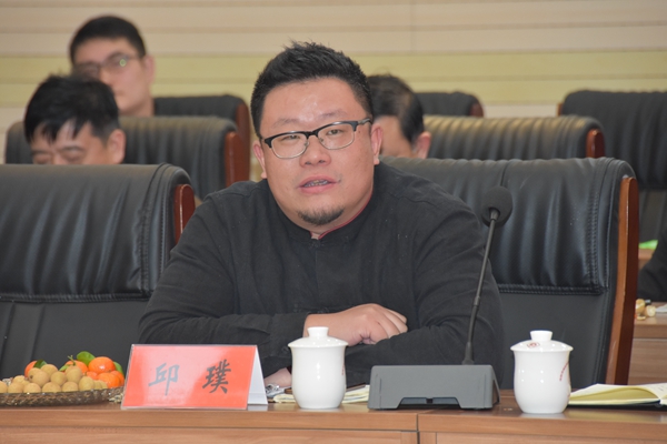 8.各管理技術骨干為公司發(fā)展建言獻策.jpg
