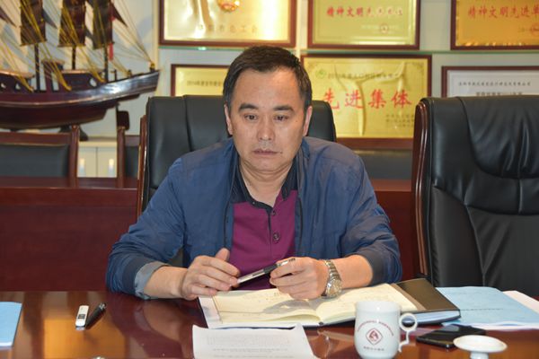 3.公司總經(jīng)理助理、交通市政設(shè)計(jì)院院長(zhǎng)、工程總承包事業(yè)部總經(jīng)理?xiàng)钗恼鞒謺?huì)議.jpg