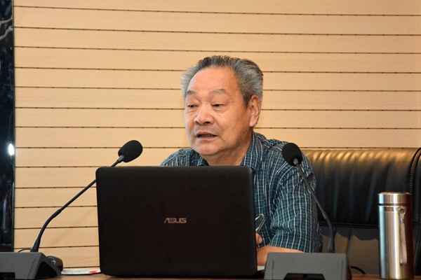 5.歷史考古學(xué)專家蔡運(yùn)章分享史前城邑與都城起源觀點.jpg