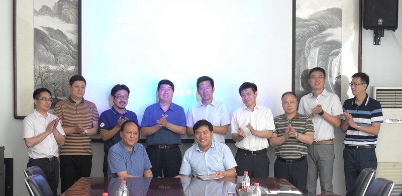 3.公司副總經理雷玉鋒和北京城建勘測設計研究院有限責任公司副院長張廣偉簽署了戰(zhàn)略合作協(xié)議.jpg