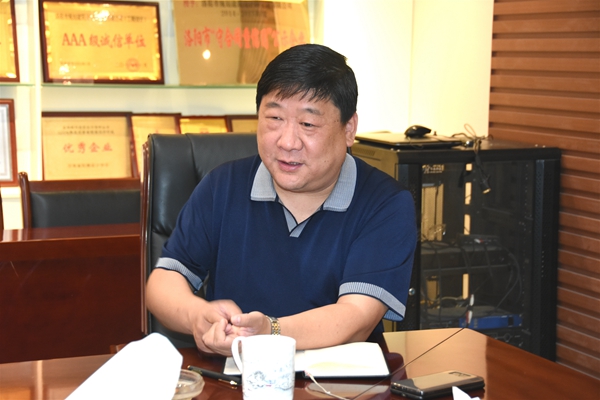 1.公司總經(jīng)理曹紅普對(duì)公司品牌形象提升工作提出七項(xiàng)具體要求.jpg